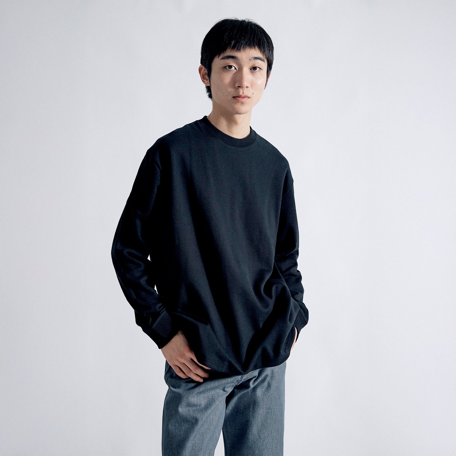 ユージュアルドレススウェットシャツ / Usual Dress Sweatshirt #BLACK